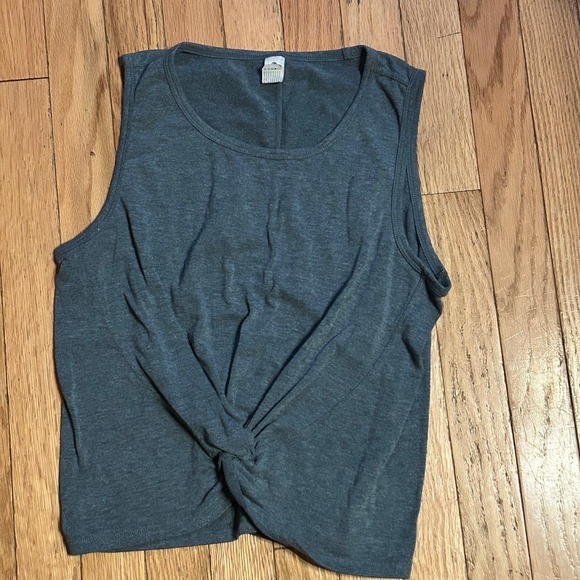 Yogalicious‎ Sleeveless Gray T-Shirt Size Small - Picture 1 of 1